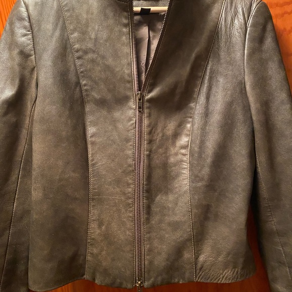 Daniel Leather Jacket; brown/grey distressed colour. One inside pocket. - Picture 4 of 4